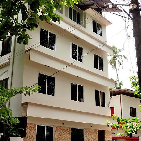 Fresh Up In Guruvayur Krishnendhu Residency Apartment Exterior foto