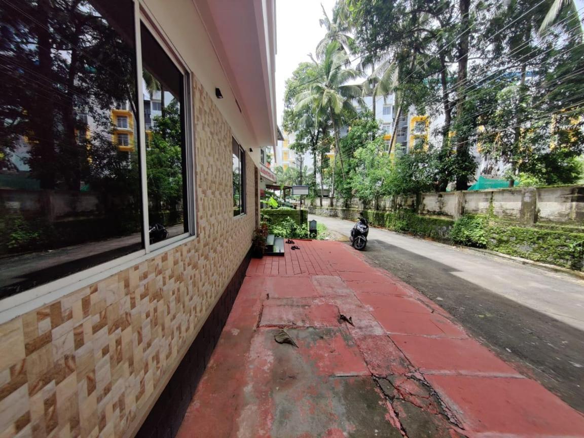 Fresh Up In Guruvayur Krishnendhu Residency Apartment Exterior foto